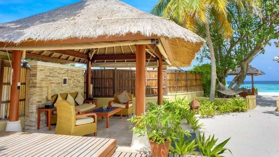 Wellbeing Sanctuary Pool Villa at Banyan Tree Vabbinfaru, view 4